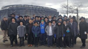 Students about to enter the Siyum HaShas